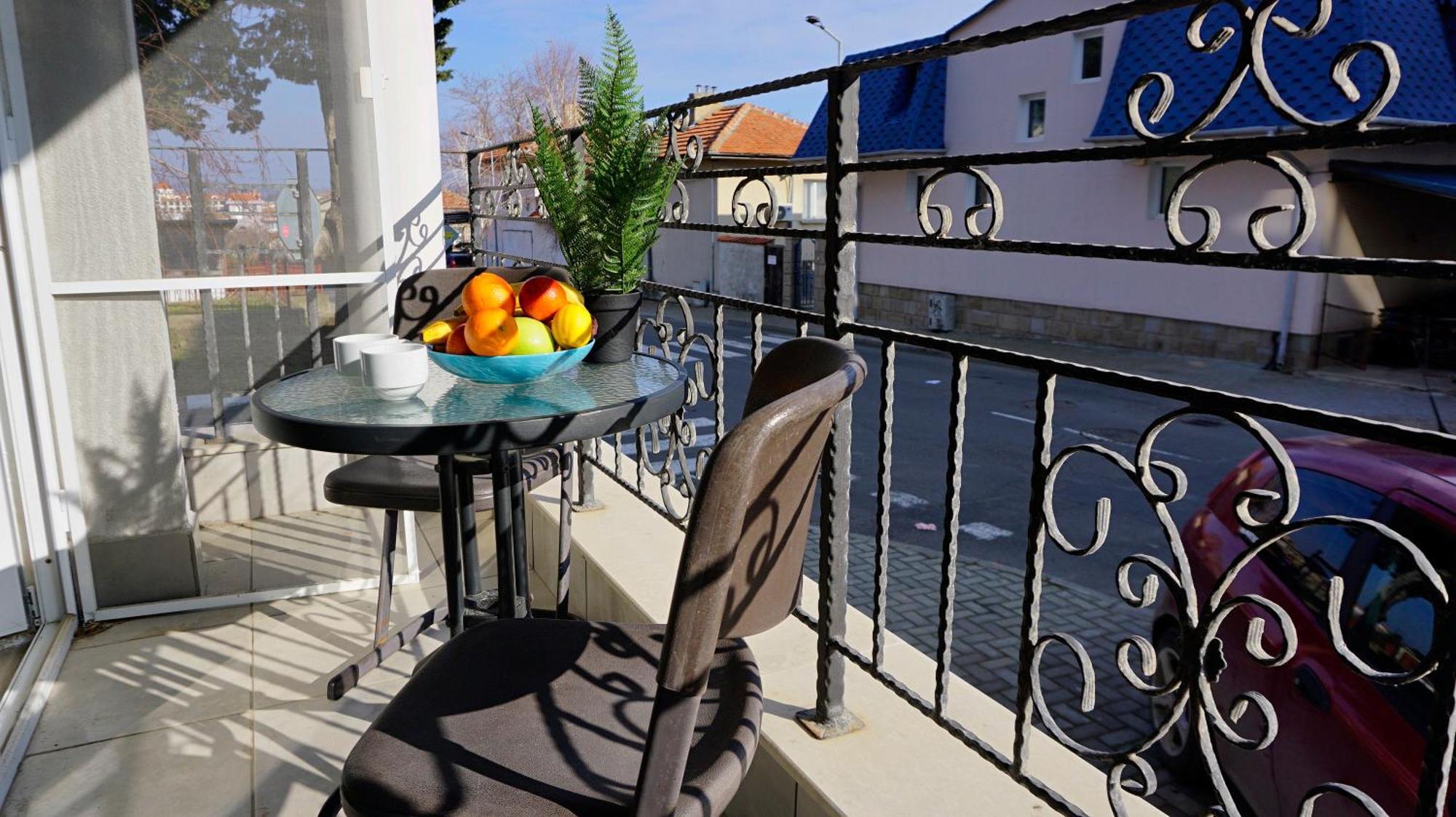 Апартаменти Атеа На Плажа - Apartments Atea On The Beach Obzor Exterior photo